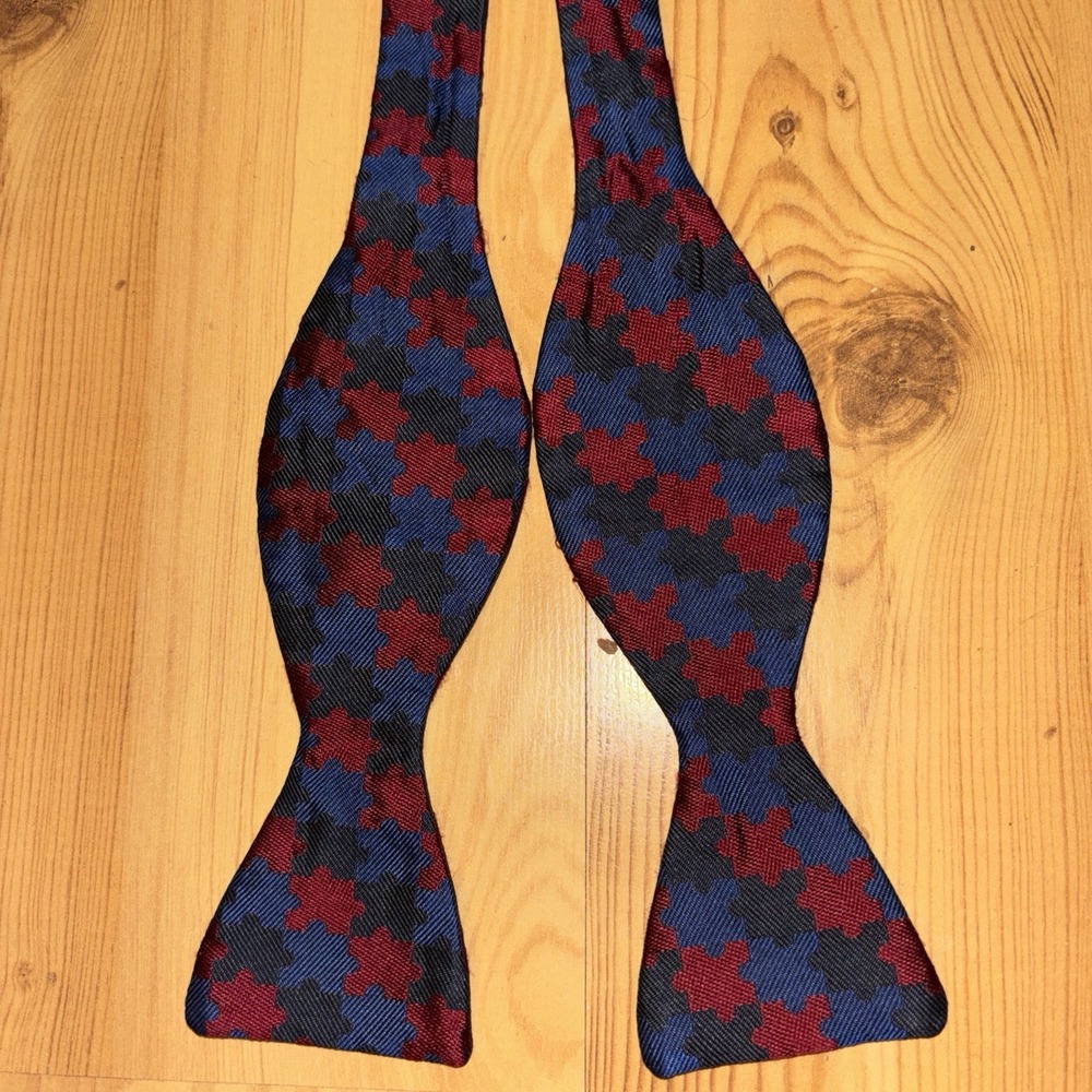 Silk Bow Tie Made In England Navy Red Black Puzzle Textured Self-Tie Adjustable